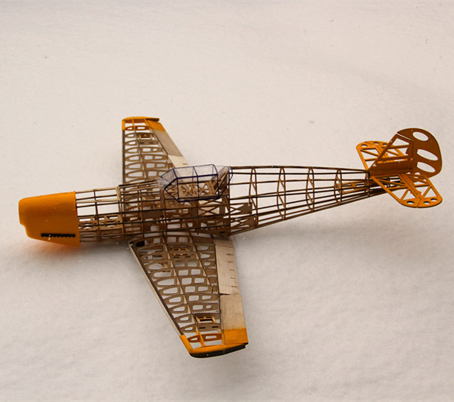 RC AirPlanes Laser Cut Balsa W - Model Kit Planes recension och pris