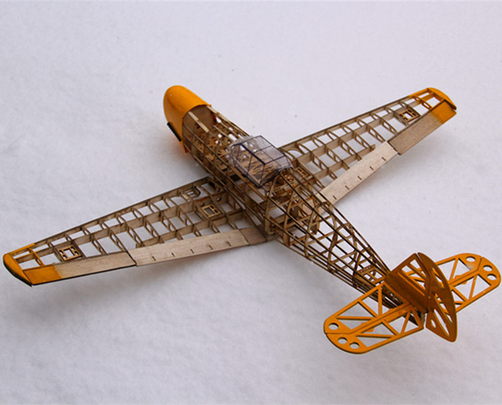 RC AirPlanes Laser Cut Balsa W - Model Kit Planes recension och pris