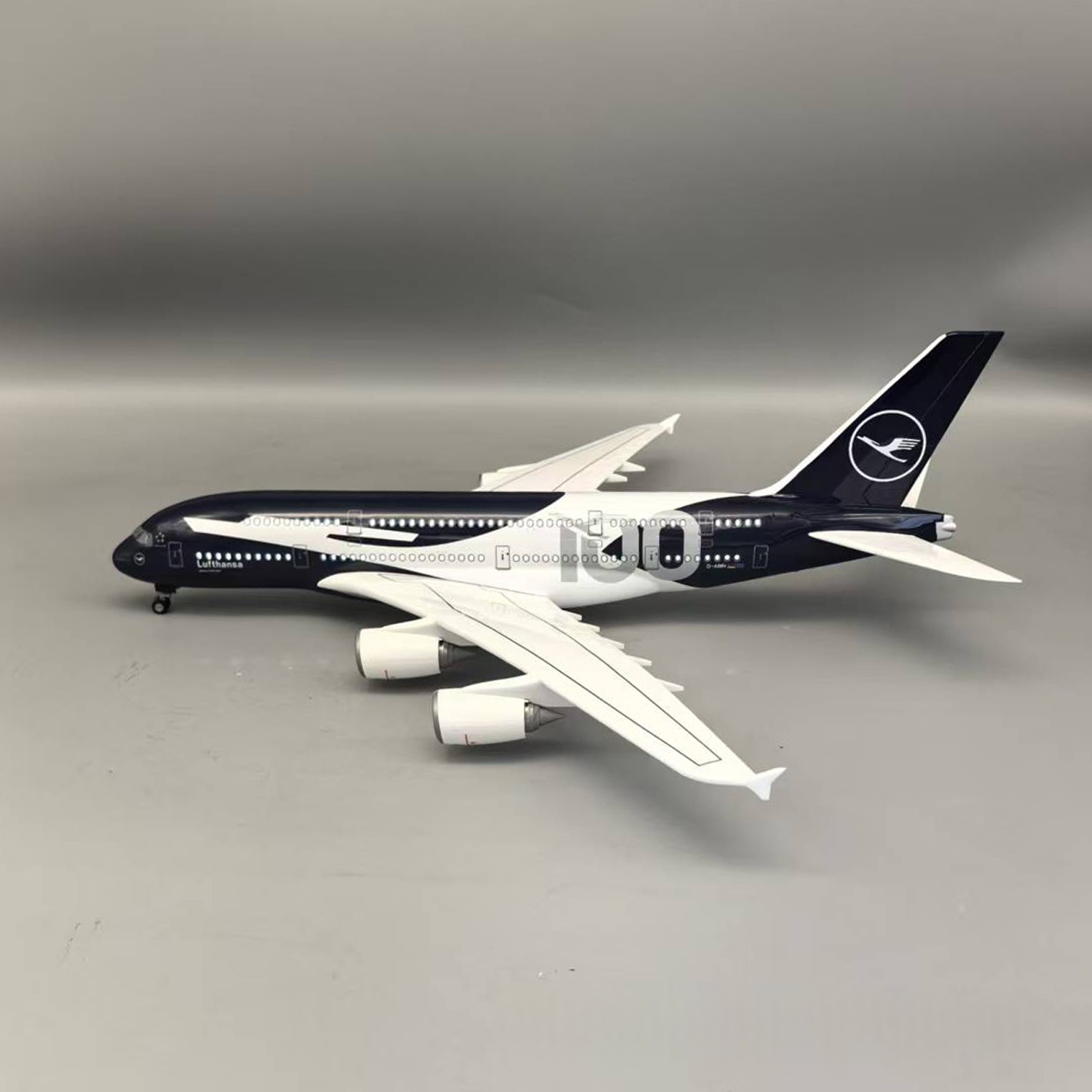 New 45cm Lufthansa A380 100 Ye - Model Kit Planes recension och pris