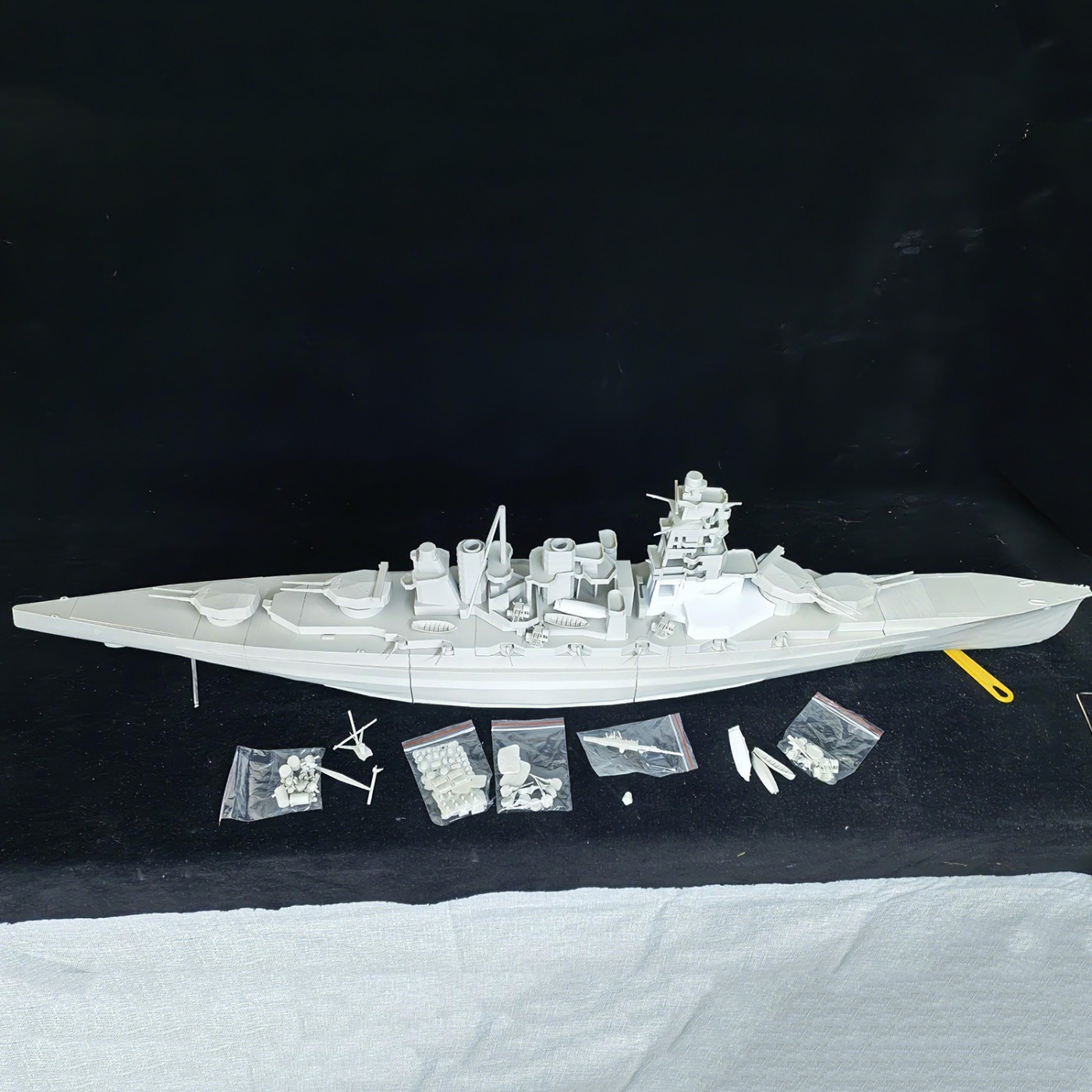 1/200 RC Ships 107cm Kongo WWI - Model Kit Battleship recension och pris