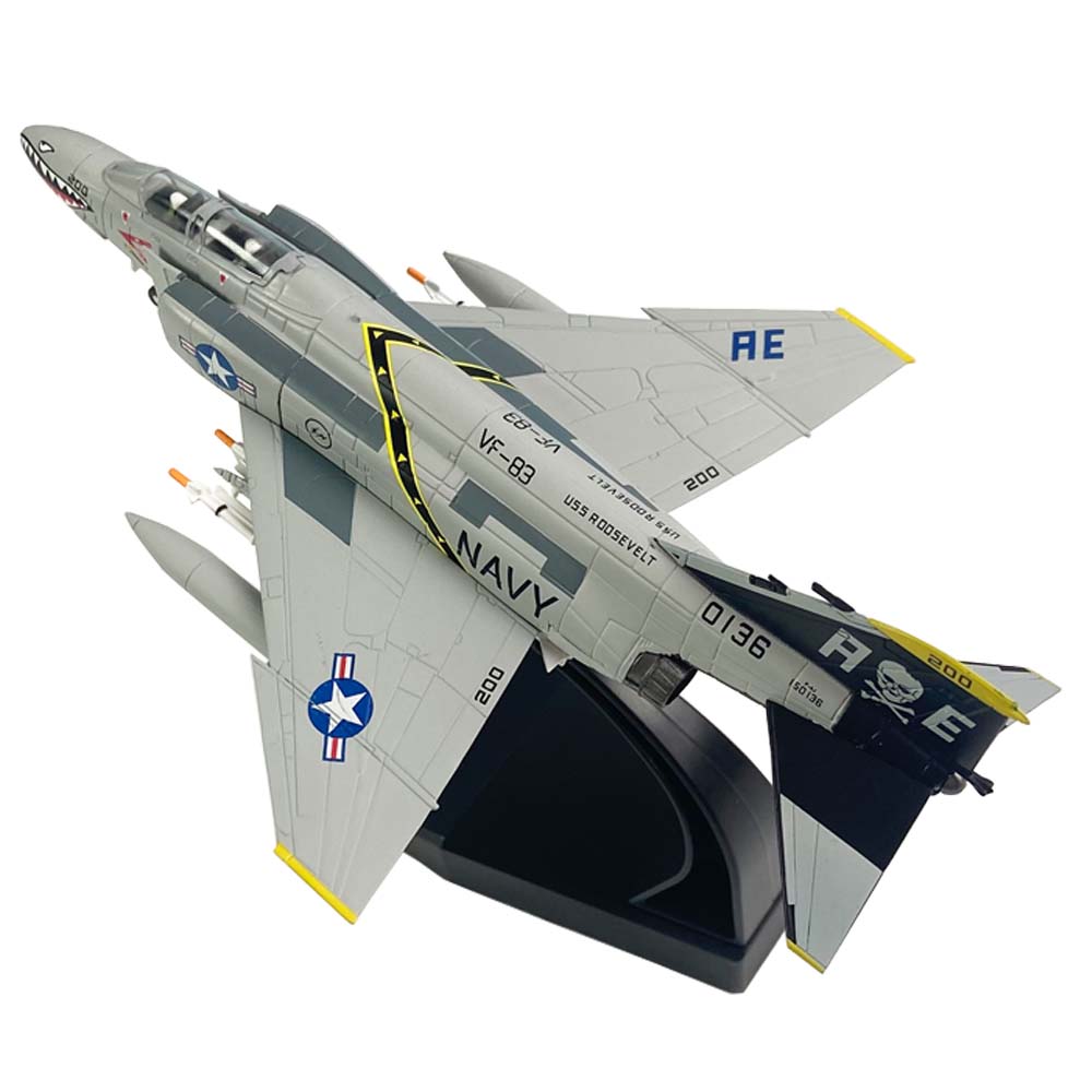 1:100 Scale US F4C F-4 Phantom - Model Kit Planes recension och pris