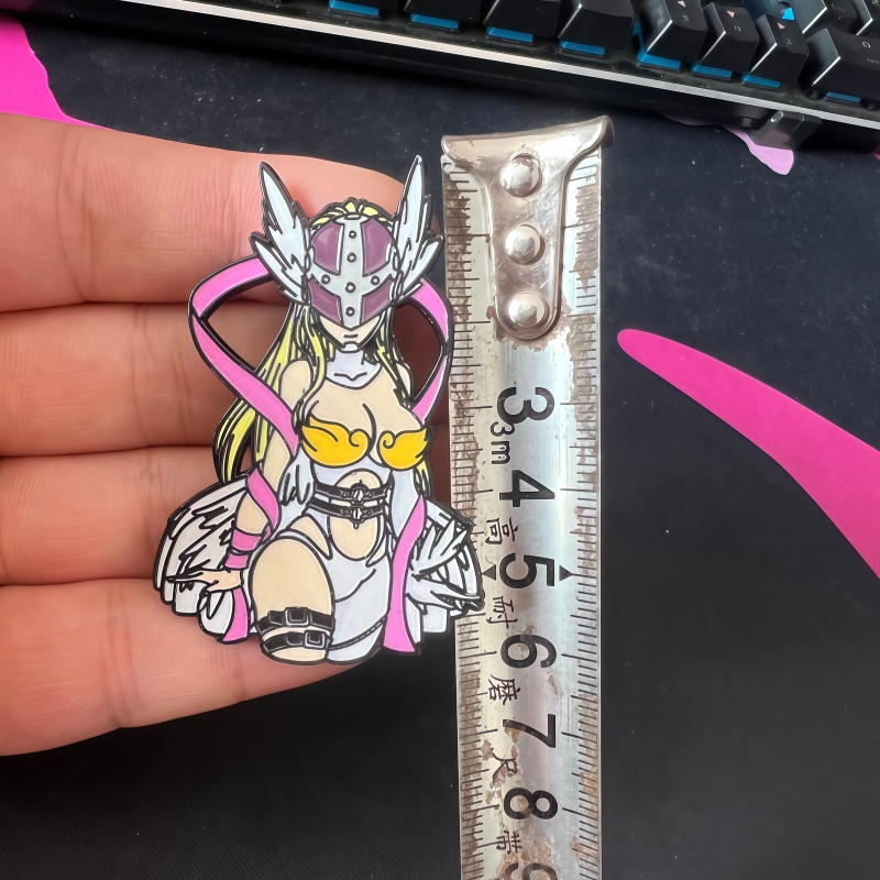 Digimon Angewomon metal badge  - Model Kit Digimon recension och pris