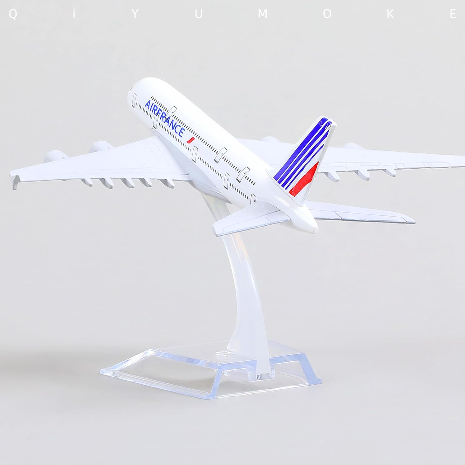 1/400 16cm France A380 Model P - Model Kit Planes recension och pris